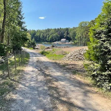 Fin Landlig Hytte Med Utsikt Sarpsborg Exterior photo